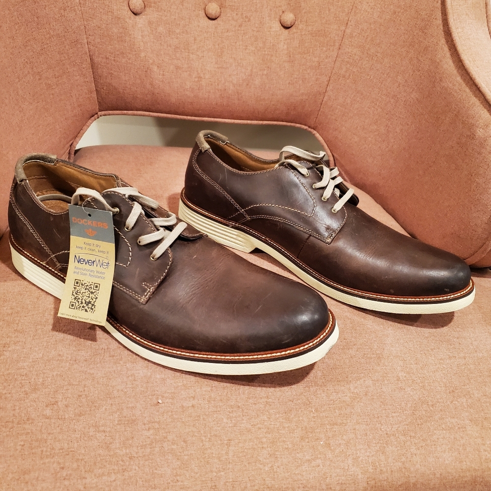*NWT* Dockers | Men's Oxford Shoes | Size 13